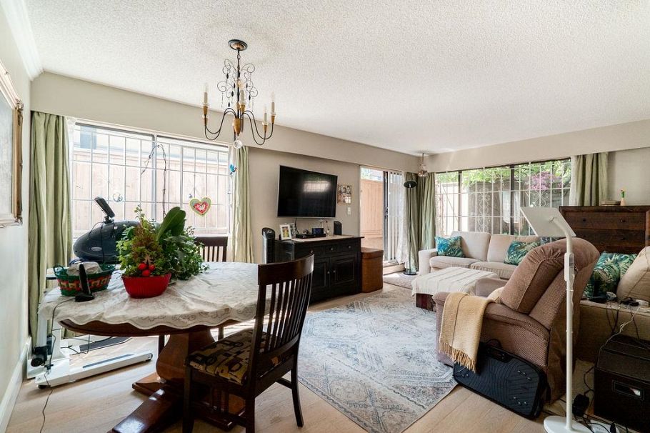 102 2190 W 8th Avenue Vancouver, BC - 1