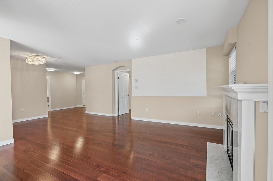 214 2105 W 42nd Avenue Vancouver, BC - 25