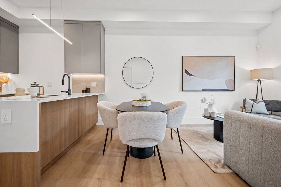 2545 E 2nd Avenue Vancouver, BC - 13