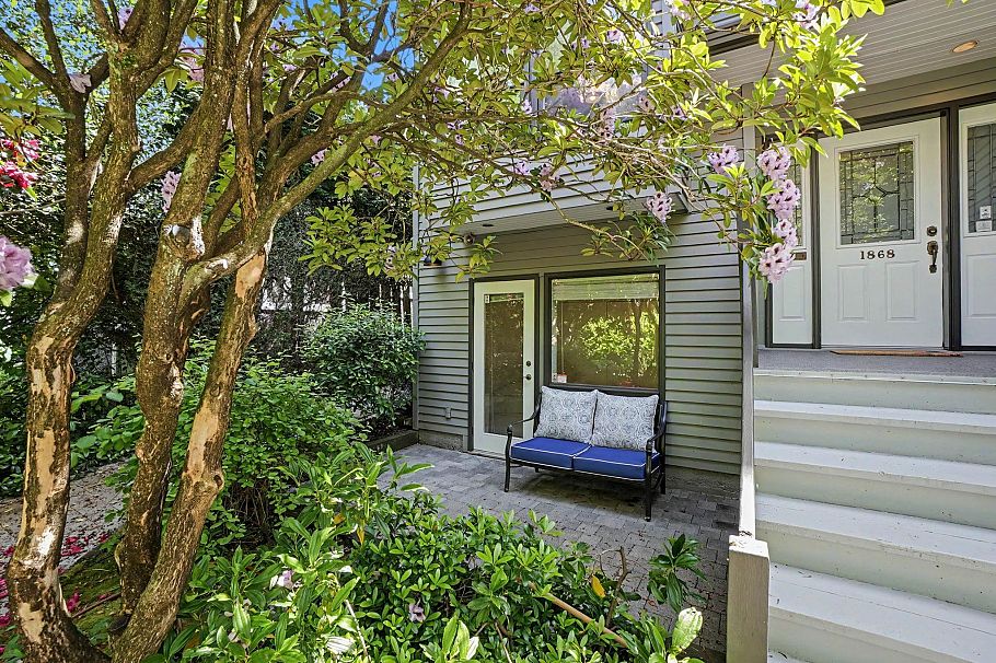 1868 W 15th Avenue Vancouver, BC - 2