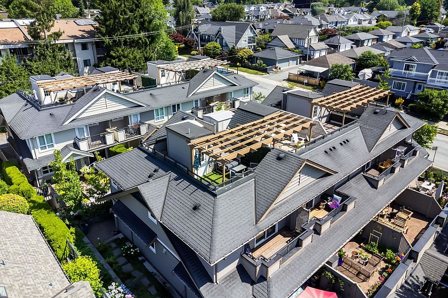 1121 St. Andrews Avenue North Vancouver, BC - 36