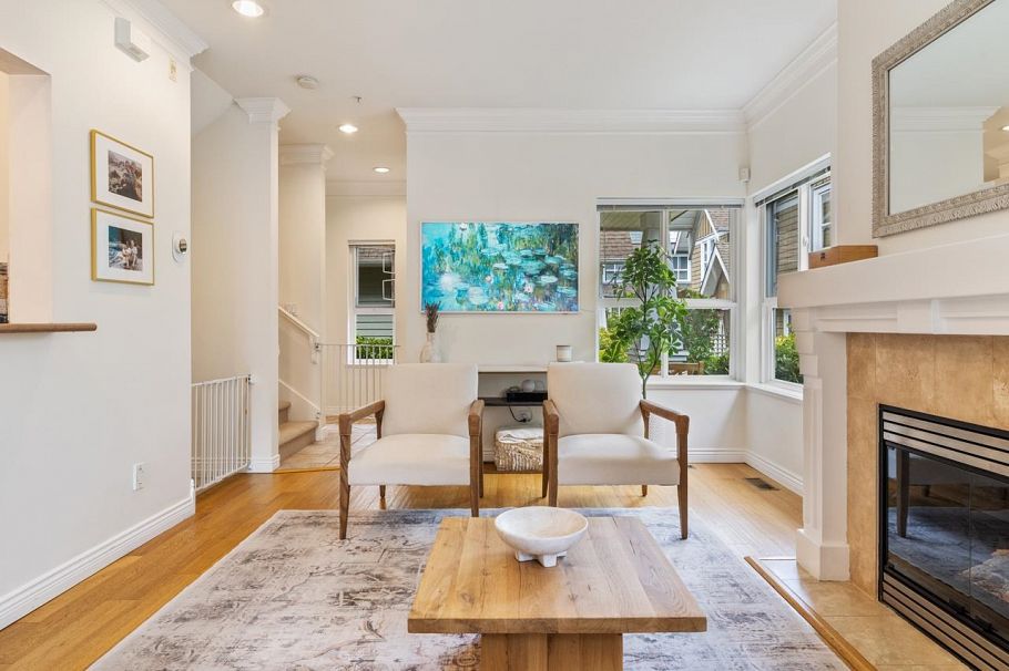 25 2688 Mountain Highway North Vancouver, BC - 4