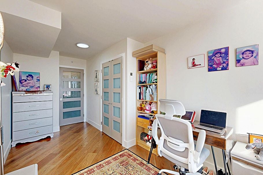 2706 1033 Marinaside Crescent Vancouver, BC - 25