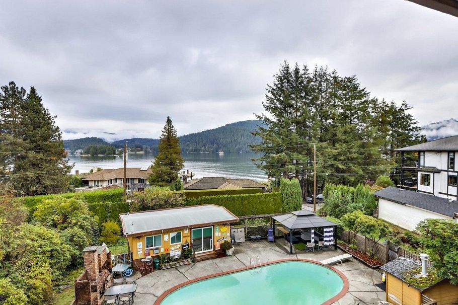 534 Beachview Drive North Vancouver, BC - 16
