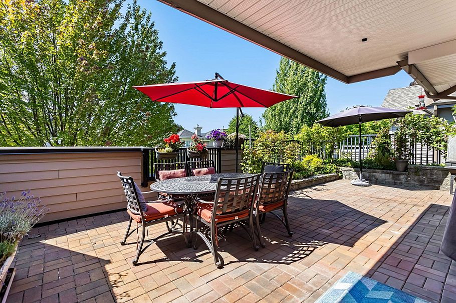 1121 St. Andrews Avenue North Vancouver, BC - 16