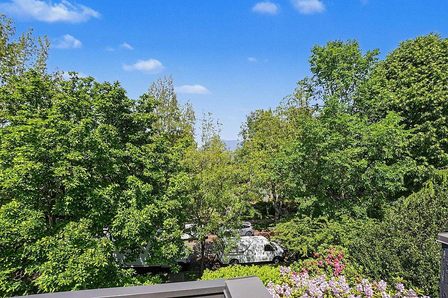 1868 W 15th Avenue Vancouver, BC - 13