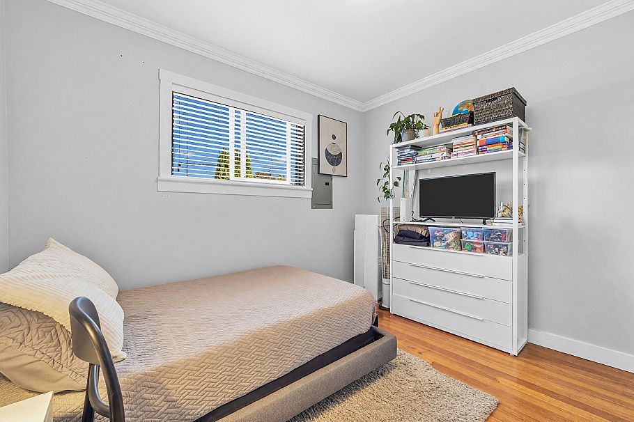 2317 Graveley Street Vancouver, BC - 14