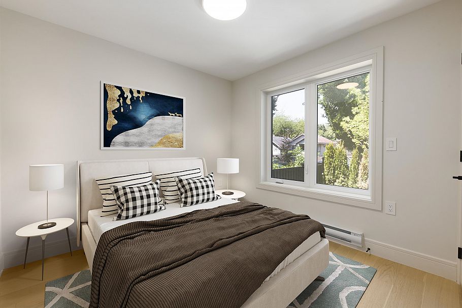 2066 E 1st Avenue Vancouver, BC - 21