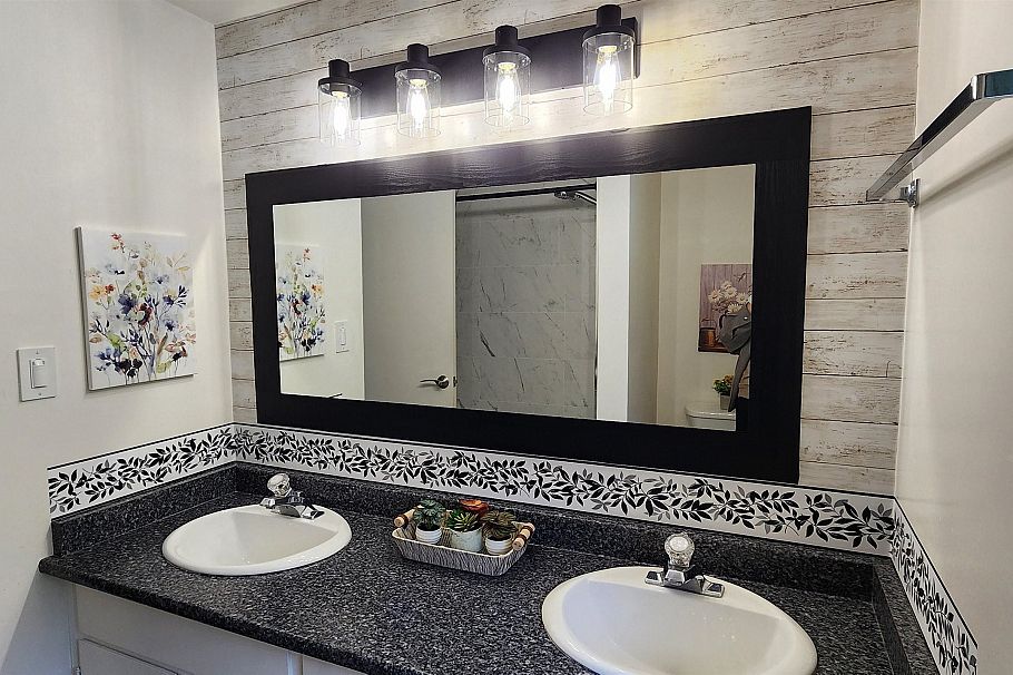 2864 Bushnell Place North Vancouver, BC - 25