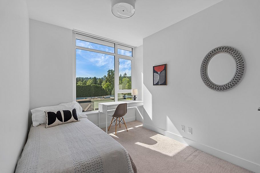404 1210 E 27th Street North Vancouver, BC - 12
