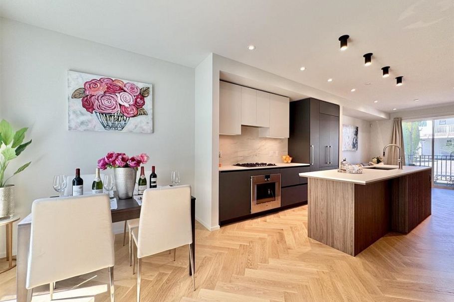 173 805 W 49th Avenue Vancouver, BC - 5