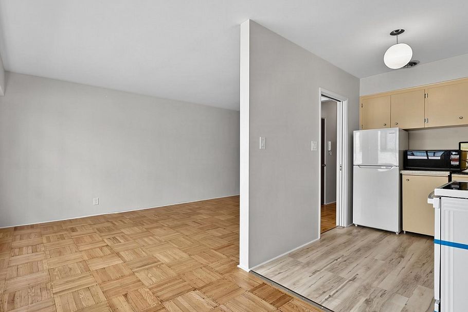 105 1879 Barclay Street Vancouver, BC - 10