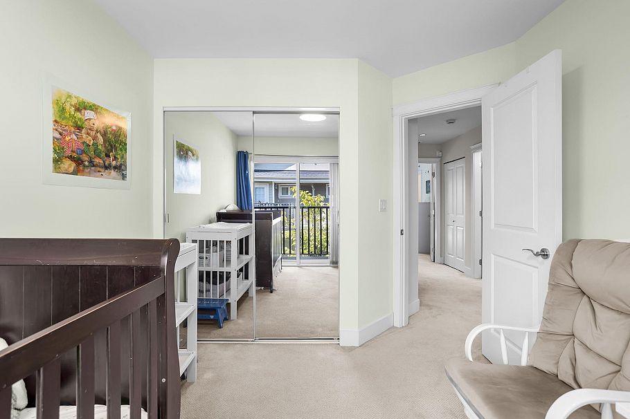 1121 St. Andrews Avenue North Vancouver, BC - 24