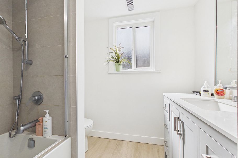 3326 Slocan Street Vancouver, BC - 16
