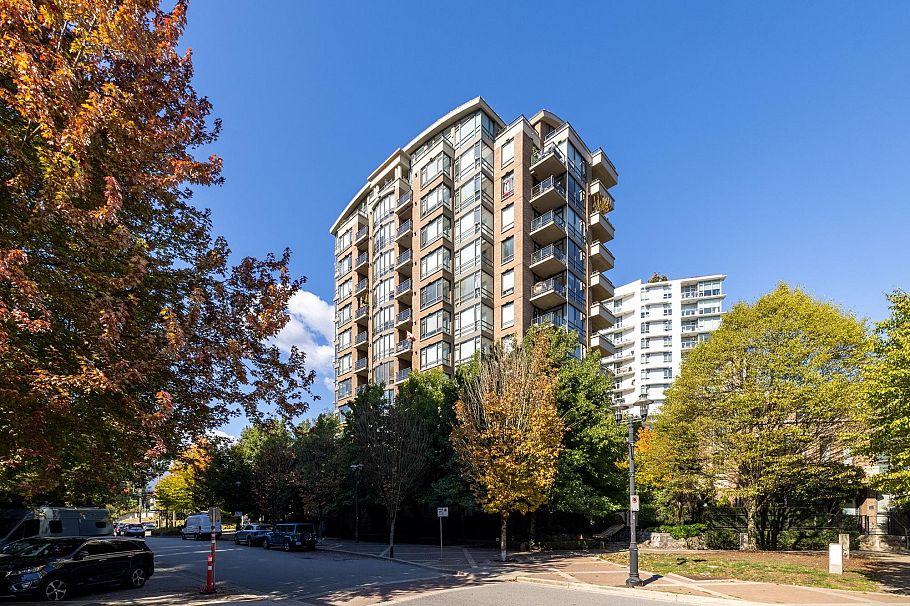 1108 170 W 1st Street North Vancouver, BC - 2