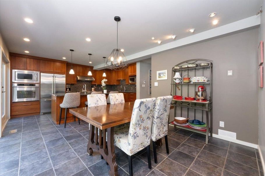 2864 Bushnell Place North Vancouver, BC - 12