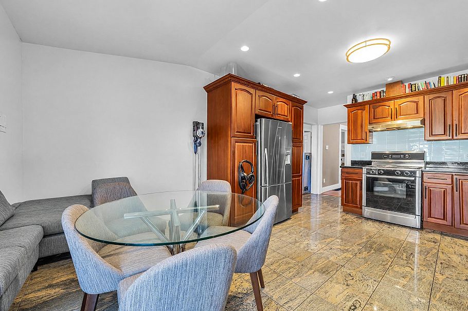 2317 Graveley Street Vancouver, BC - 8