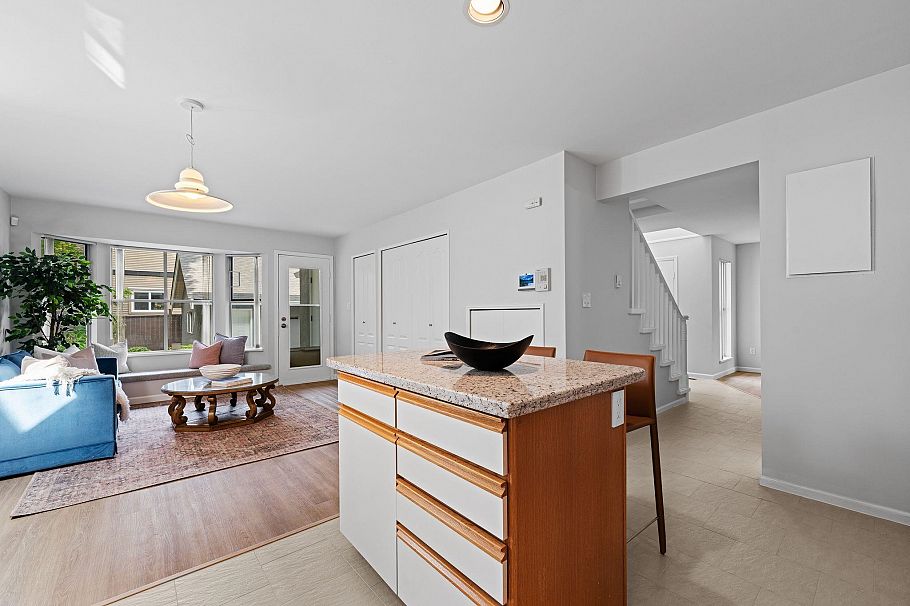 1885 Macdonald Street Vancouver, BC - 8