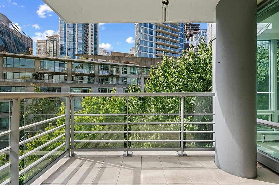 505 590 Nicola Street Vancouver, BC - 9