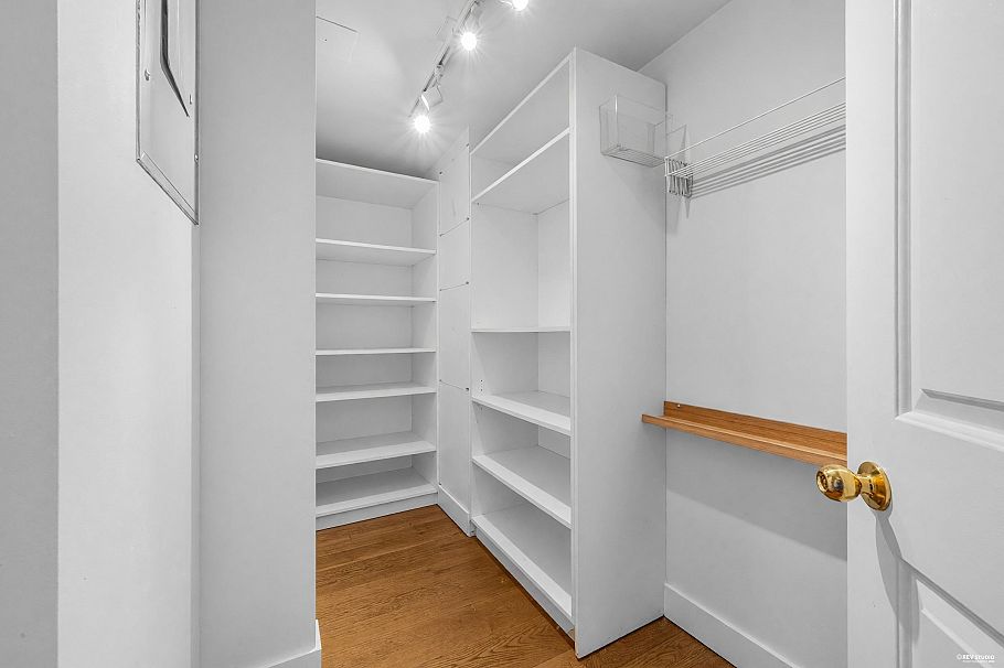 209 1311 Beach Avenue Vancouver, BC - 24
