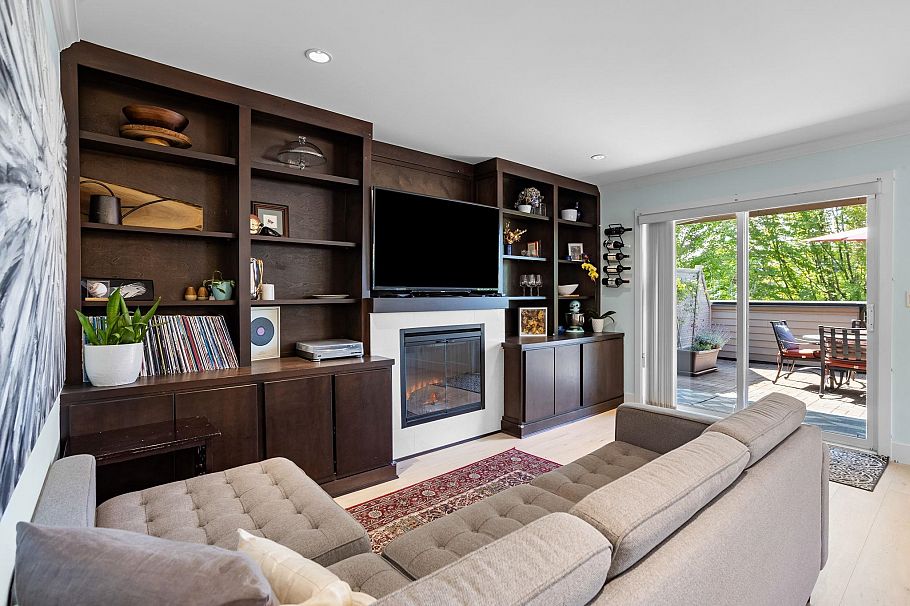 1121 St. Andrews Avenue North Vancouver, BC - 5