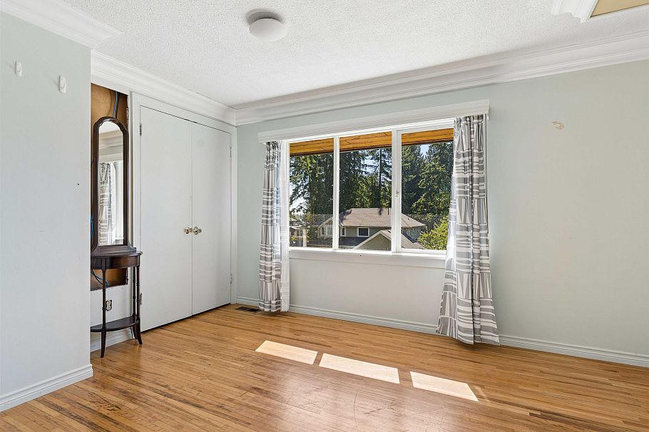 788 E 26th Street North Vancouver, BC - 27