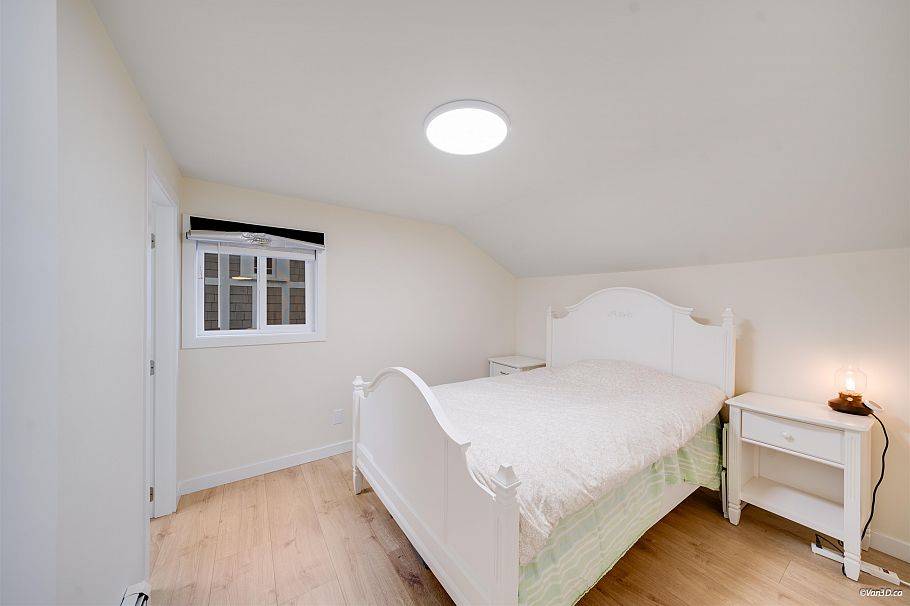 2343 W 45th Avenue Vancouver, BC - 15