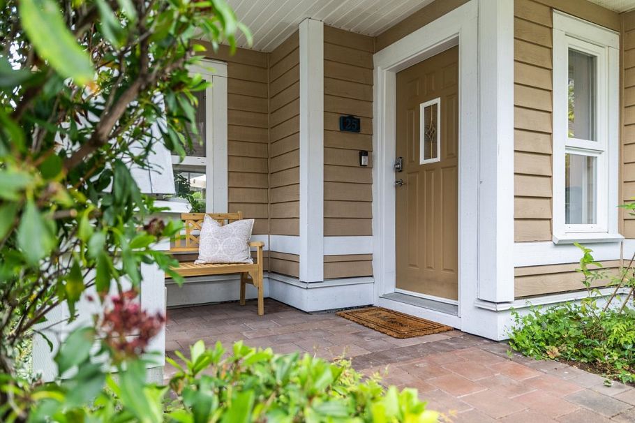25 2688 Mountain Highway North Vancouver, BC - 23