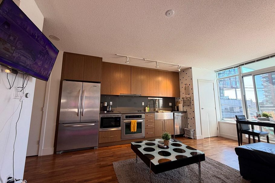 473 250 E 6th Avenue Vancouver, BC - 6