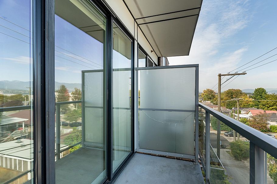 PH9 388 Kootenay Street Vancouver, BC - 22