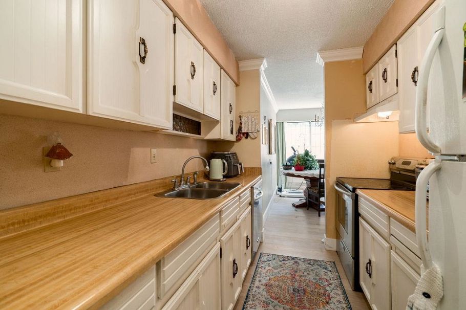 102 2190 W 8th Avenue Vancouver, BC - 29