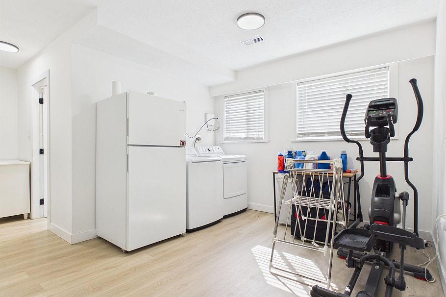 3326 Slocan Street Vancouver, BC - 18