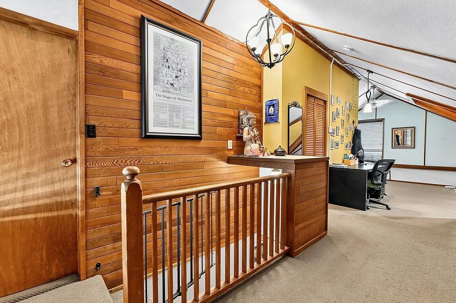 2521 Kitchener Street Vancouver, BC - 15
