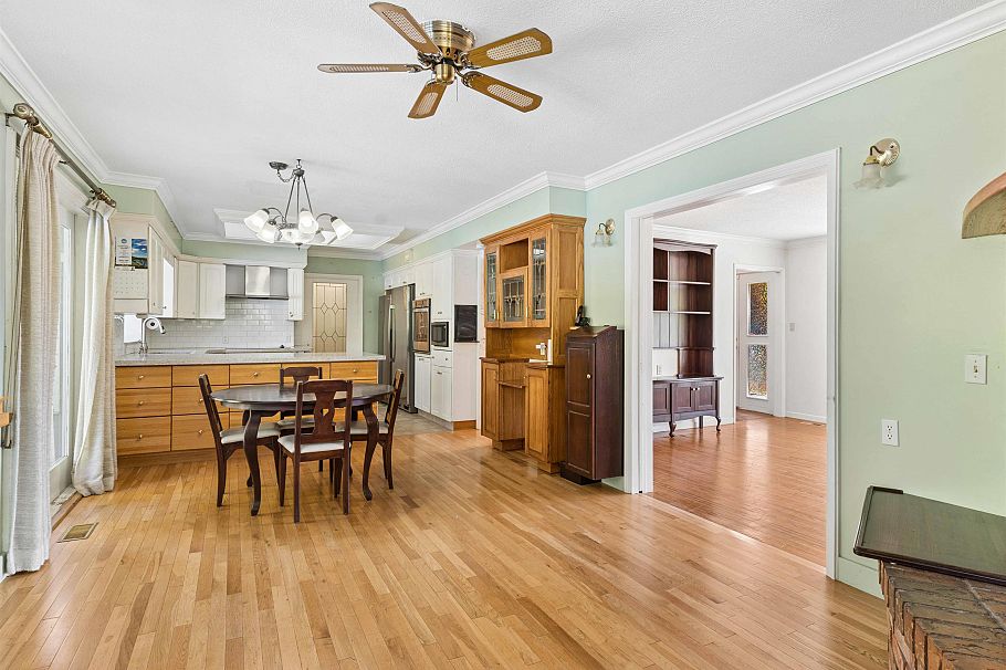 788 E 26th Street North Vancouver, BC - 15