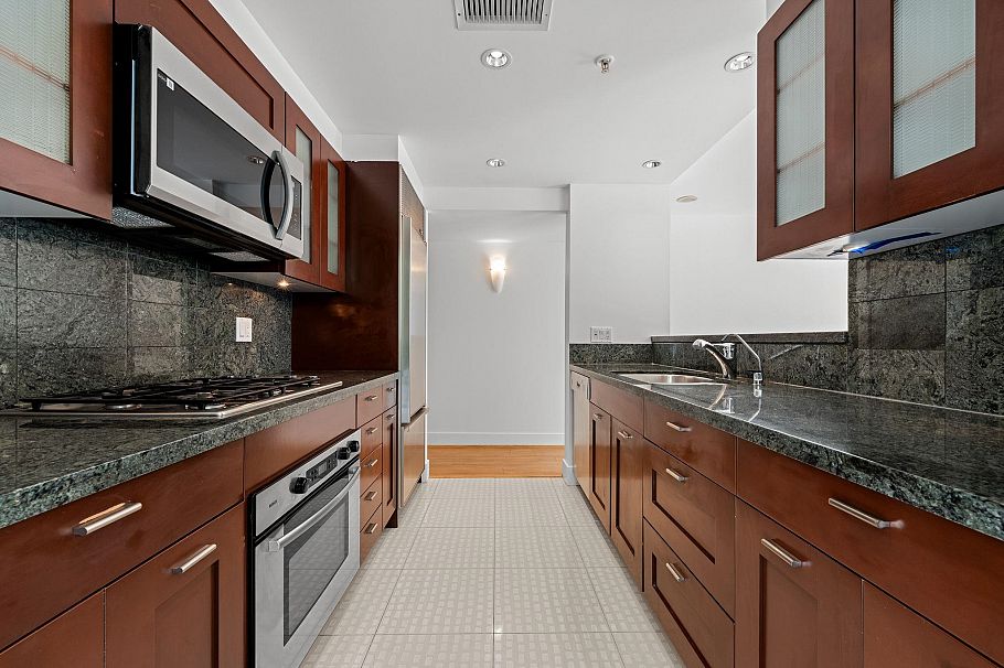 505 590 Nicola Street Vancouver, BC - 6