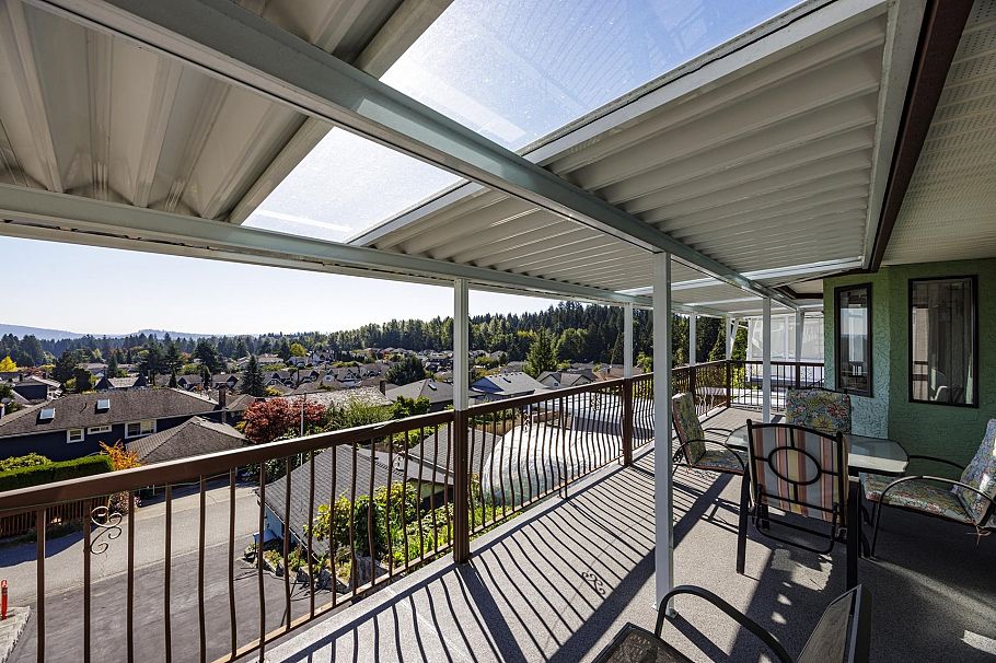 557 Tempe Crescent North Vancouver, BC - 19