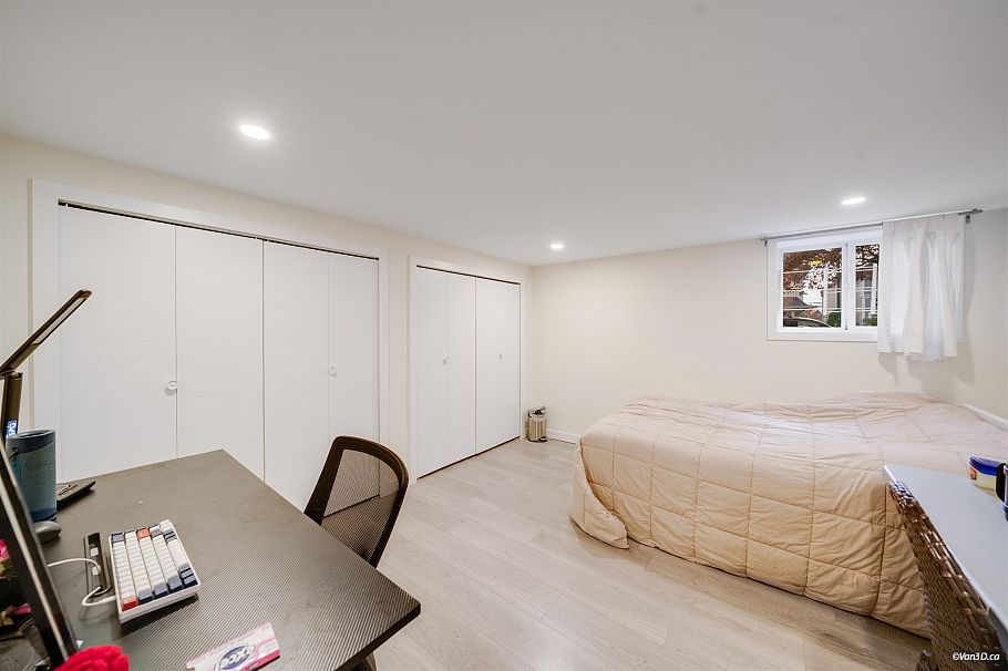 2343 W 45th Avenue Vancouver, BC - 22