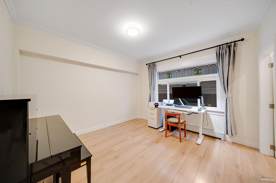 2343 W 45th Avenue Vancouver, BC - 10