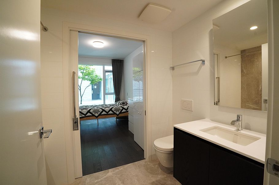 102 375 W 59th Avenue Vancouver, BC - 30