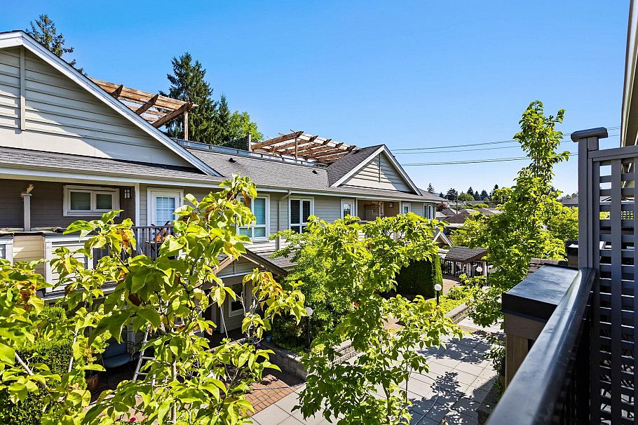 1121 St. Andrews Avenue North Vancouver, BC - 26