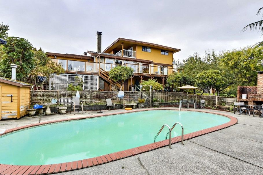 534 Beachview Drive North Vancouver, BC - 18