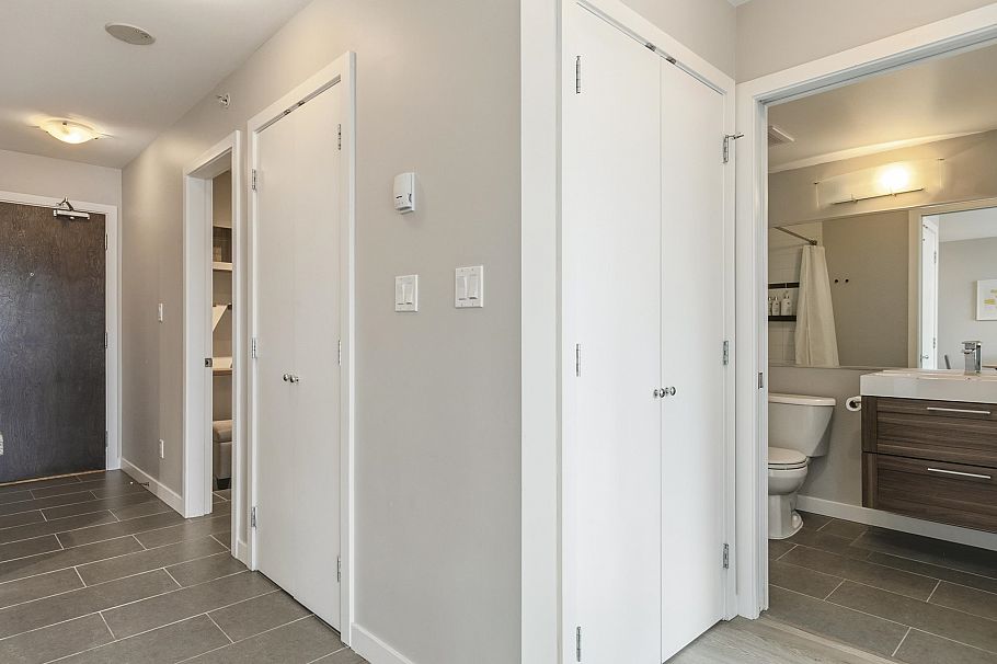 903 688 Abbott Street Vancouver, BC - 19
