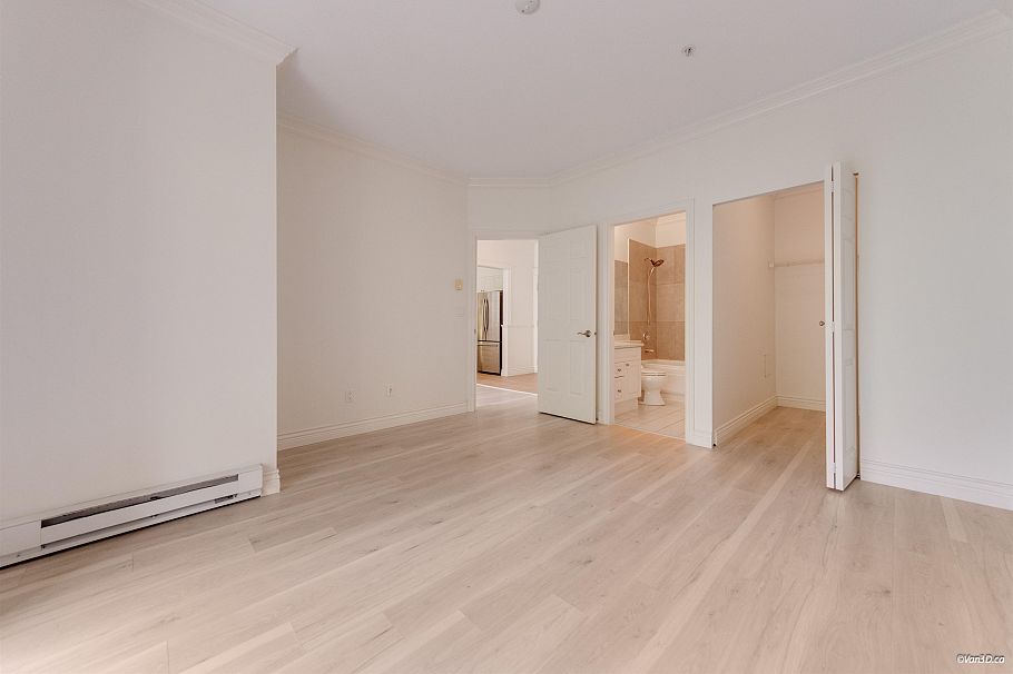 405 3625 Windcrest Drive North Vancouver, BC - 17