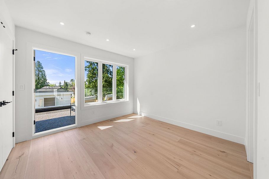 1511 Burrill Avenue North Vancouver, BC - 21