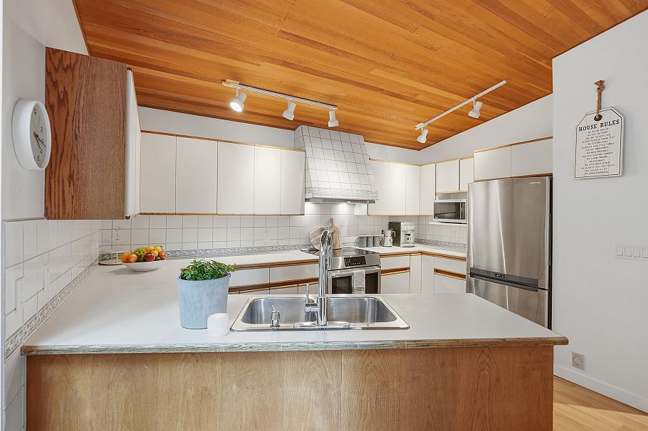 2207 Tanager Place North Vancouver, BC - 10