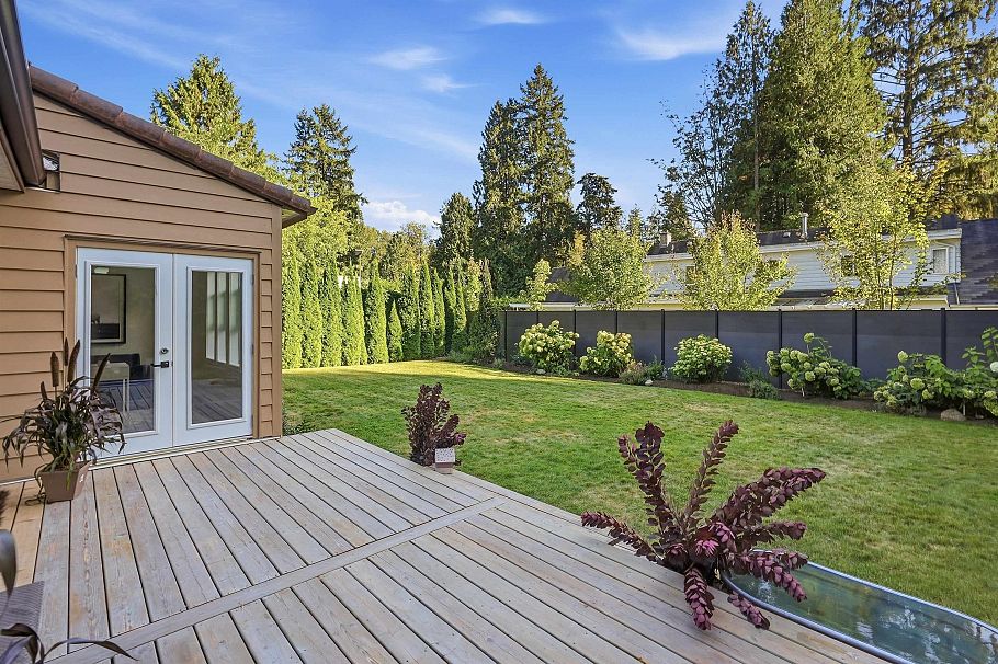 2207 Tanager Place North Vancouver, BC - 33