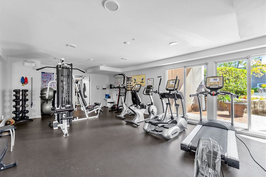 312 8450 Jellicoe Street Vancouver, BC - 18