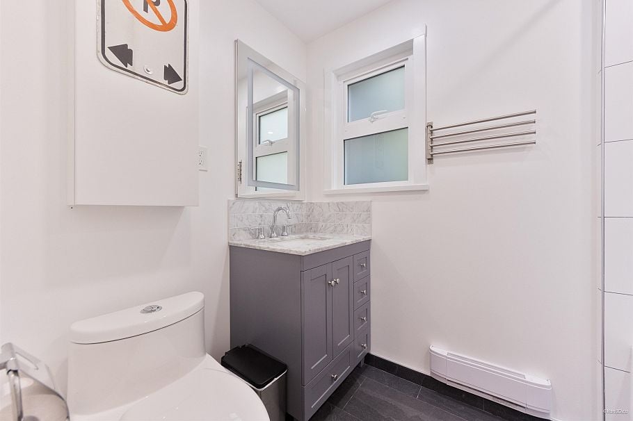 4482 Cove Cliff Road North Vancouver, BC - 33