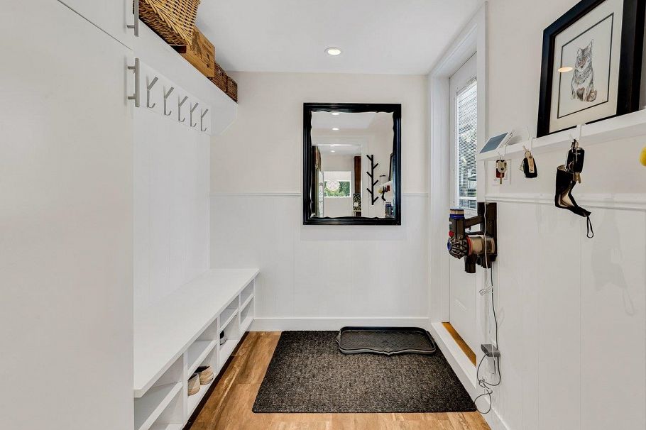 1837 Larson Road North Vancouver, BC - 17