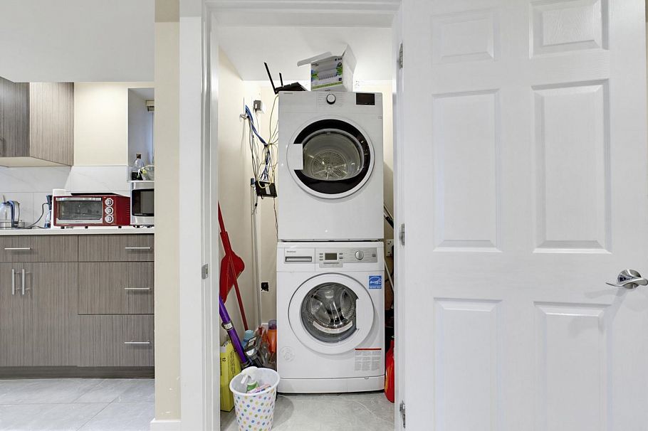 1280 E 27th Avenue Vancouver, BC - 23